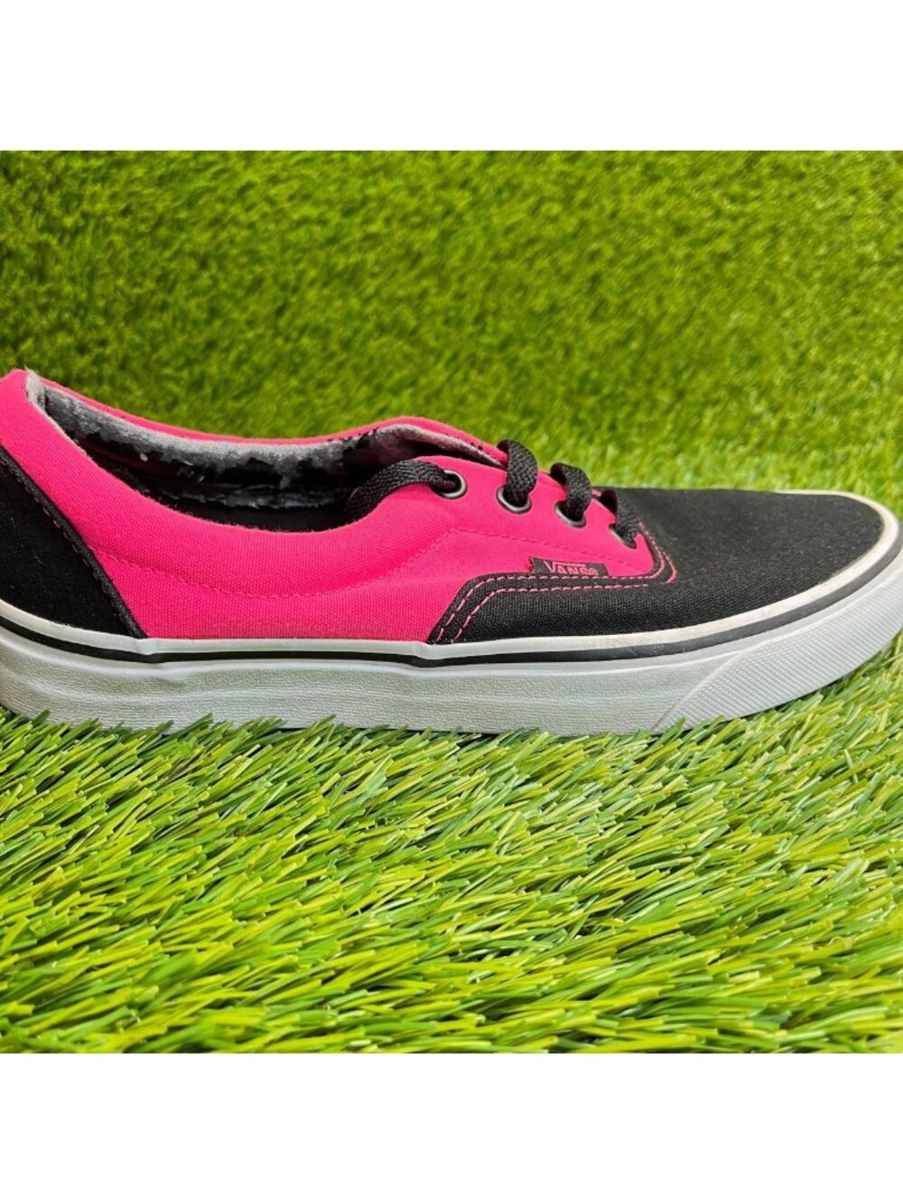 Vans Authentic Womens Size 7 Black Pink Athletic Walking Skate Shoes Sneakers